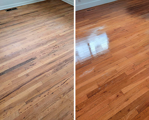 Living Room Floor Before and After a Sand Free Wood Refinishing in Seattle